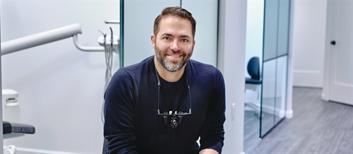 Office Visit: Dr. Eric Steinbach In addition to his private practice with two Brooklyn locations, this Townie, who’s known for his cosmetic dentistry work, is also the team dentist for the Brooklyn Nets NBA basketball team. In our exclusive Q&A, he discusses what he learned during his early years as an associate in two corporate dentistry offices, his tips for general dentists looking to up their aesthetic game, and his “dream team” of mentors and instructors, and his can’t-practice-without products and instruments.
