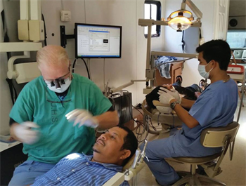 DO GOOD: A Whale of an Effort Author Jennie Smith chronicles the work of Drs. John Leland and Oscar Carranza as they bring top-notch dental work to El Salvador.