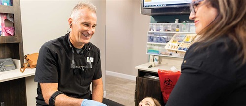 Office Visit: Dr. Tom Novak After spending a quarter-century in the same office, this Texas Townie began planning the practice of his dreams. We tour Dr. Tom Novak’s new 12-operatory facility, discuss how his love
of digital scanning and zirconium made him an implant restoration expert, and discover how he found himself wearing a wire for the FBI to expose a scam targeting fellow dentists.