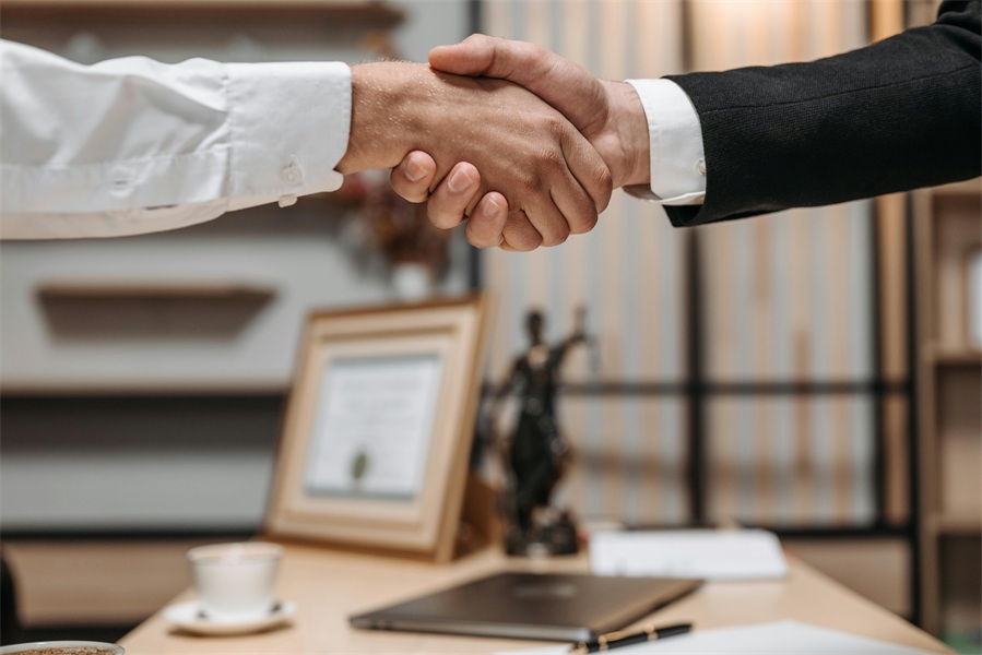 Mergers & Acquisitions in Dentistry How to Maximize Value