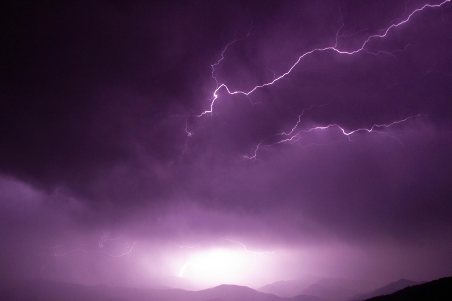 How the Wealthy Navigate Stormy Weather