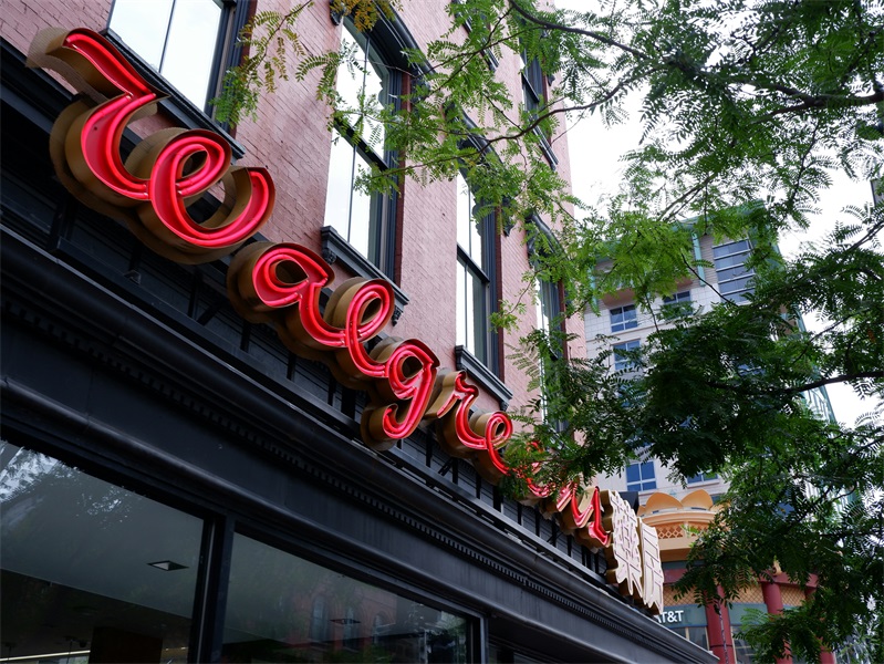 What Does NNN Mean In Commercial Real Estate Investing?