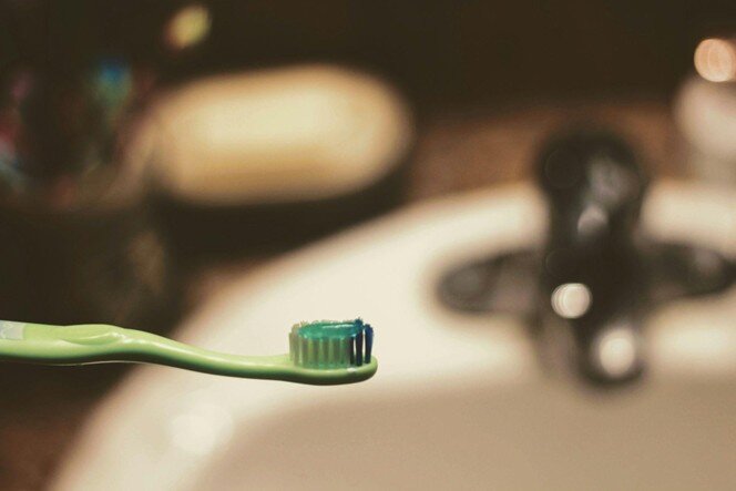 Best Toothpaste for Receding Gums: Stop Further Damage Before It's Too Late