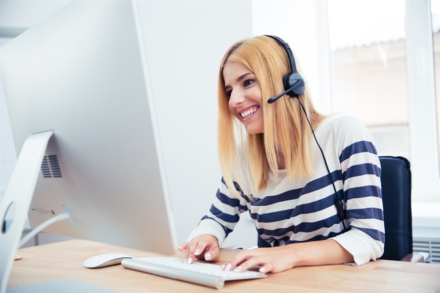 Hiring the Right Receptionist for Your Dental Practice