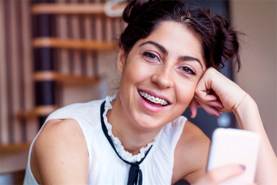 Orthodontic treatment for adults