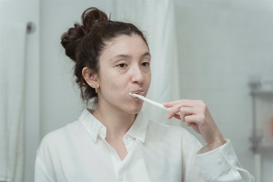 How Poor Oral Health Can Lead to Mouth Ulcers and Canker Sores