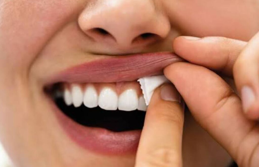 Sugar-Based Mints, Lozenges and Edibles: What They Mean for Caries Risk