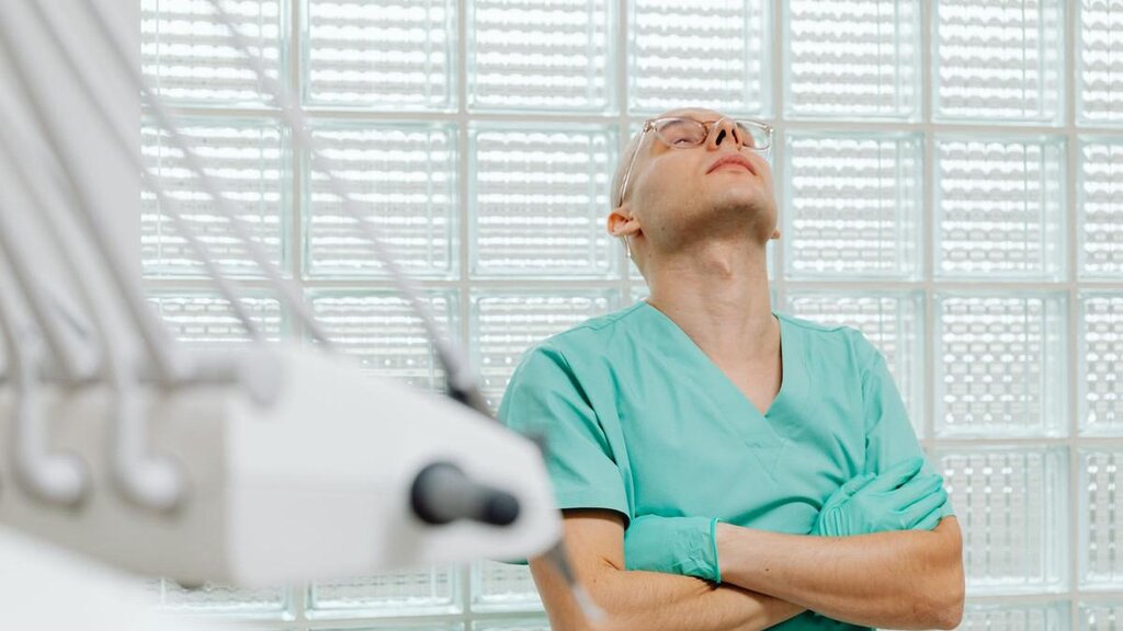 Therapy for Dentists Is the Benefit No One Lists in the Recruiting Package, and the Turnover Numbers Show It